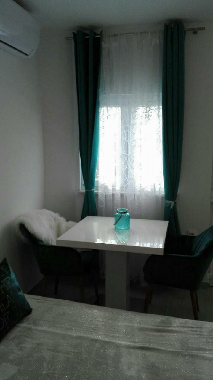 Studio Apartman Vortex Fažana Exterior foto