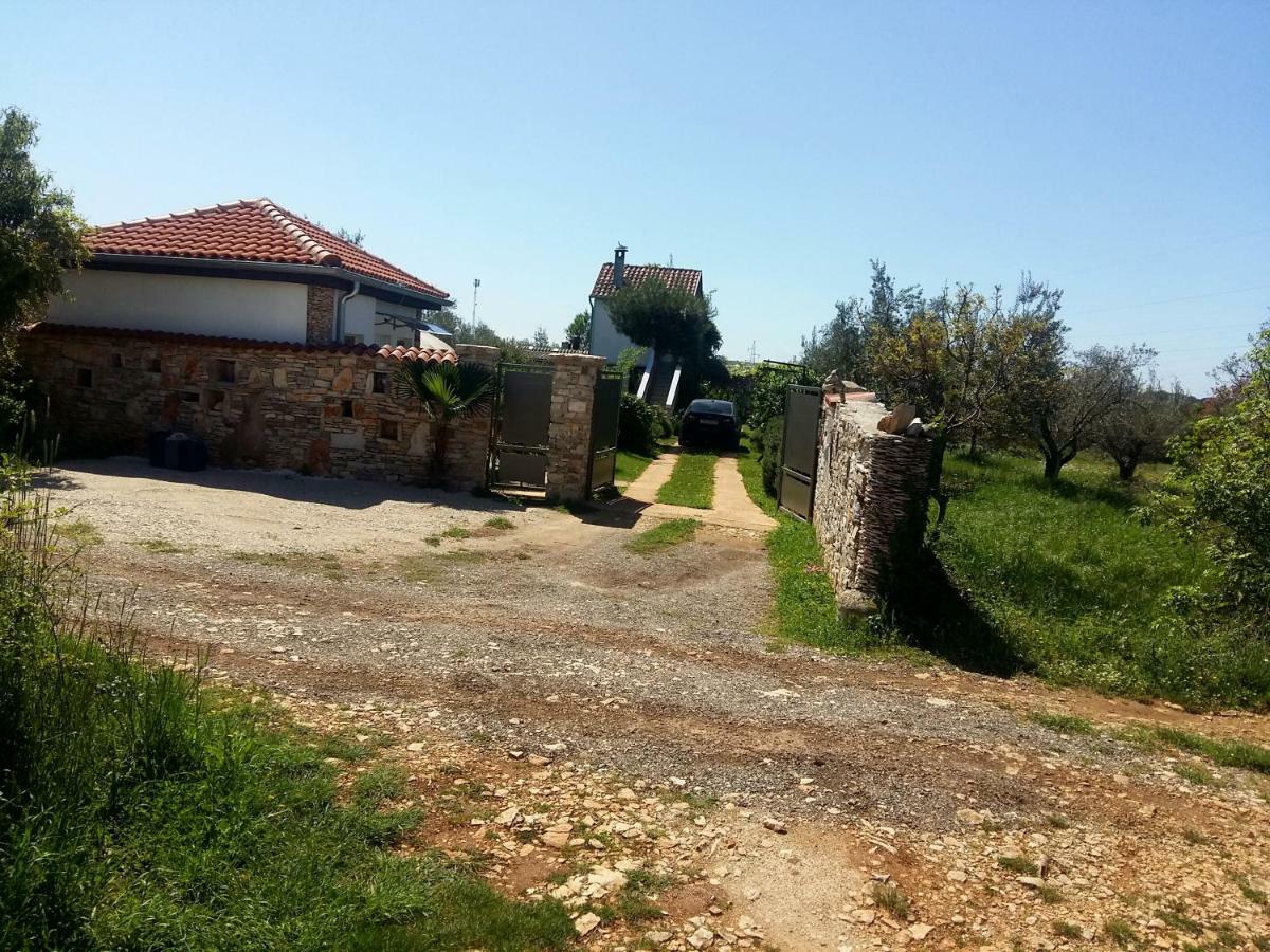 Studio Apartman Vortex Fažana Exterior foto